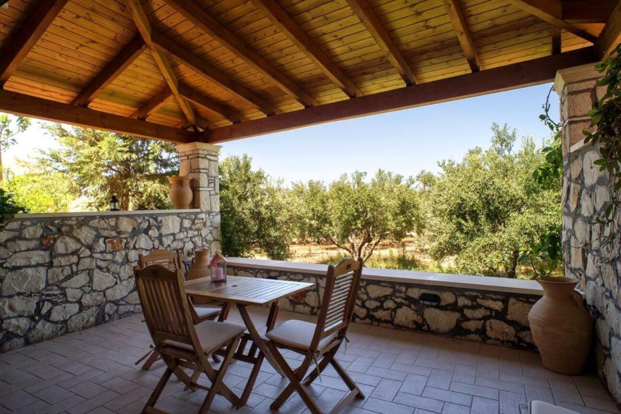 Petrinolis Retreat Apartment Sitia  Luaran gambar